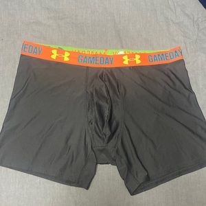 Under Armour compression shorts XXL